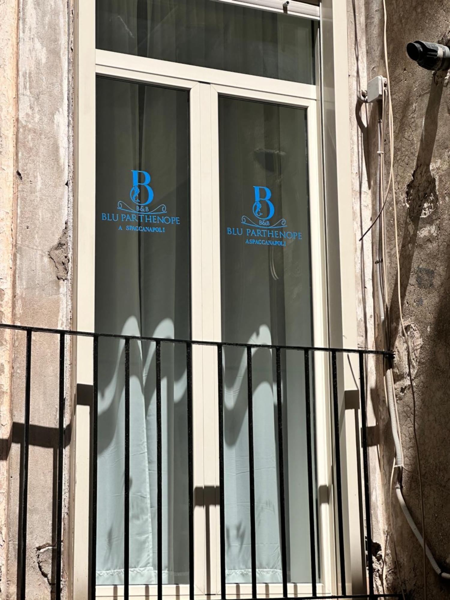 Blu Parthenope A Spaccanapoli Bagian luar foto